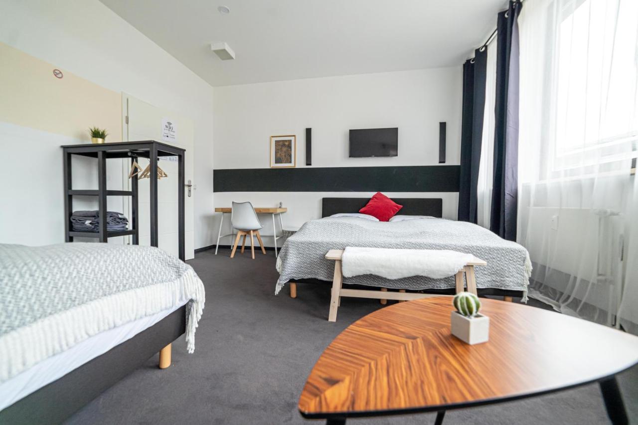 Aparthotel Full House - Shared Bath & Kitchen Nuremberg